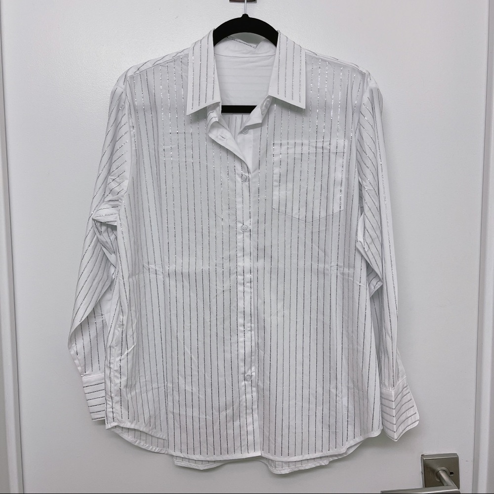 #MovingSale twinkling blouse 
It looks like Alexander Wang but it’s NOT!!!